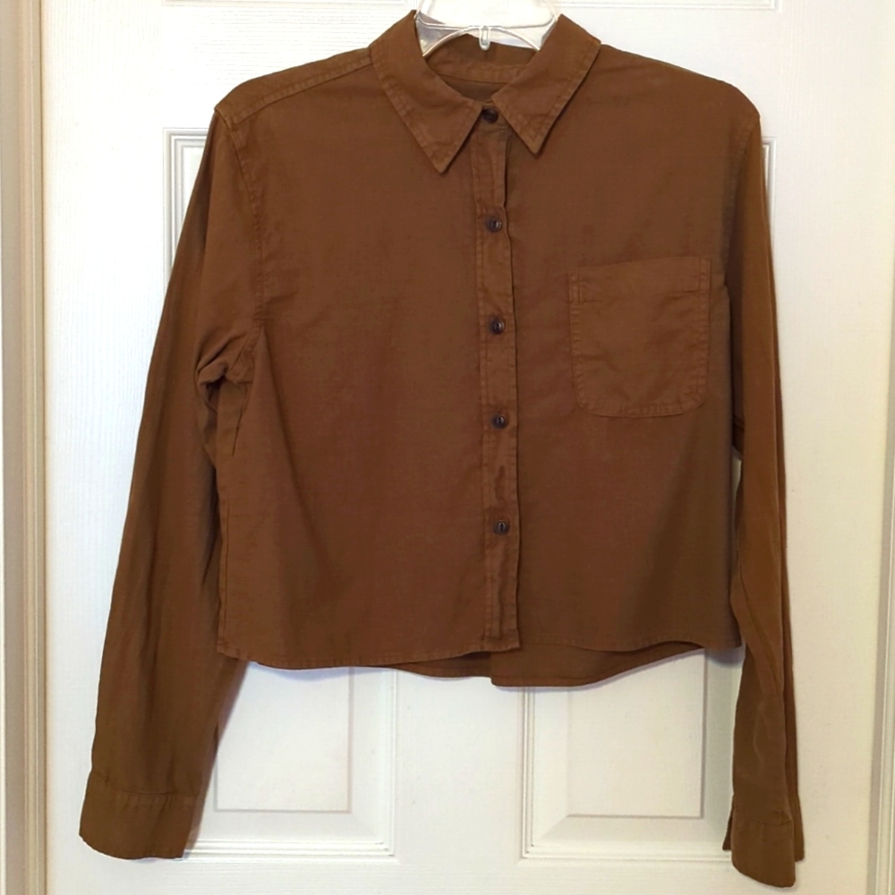 New Universal Threads * Crop Button Front - image 1